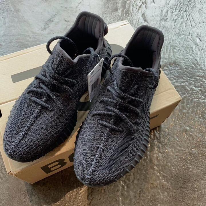 ADIDAS - YEEZY 350